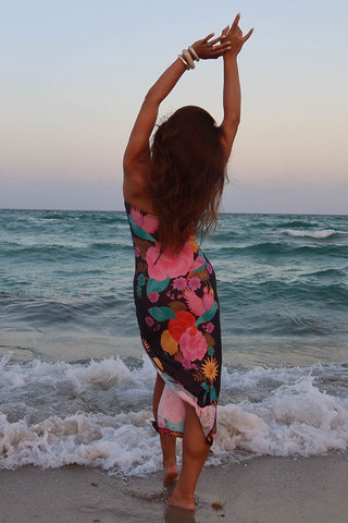 beach-bar-strapless-dress