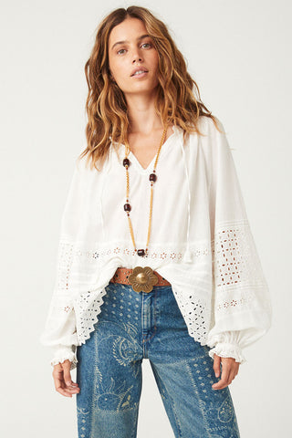 love-in-the-afternoon-lace-blouse